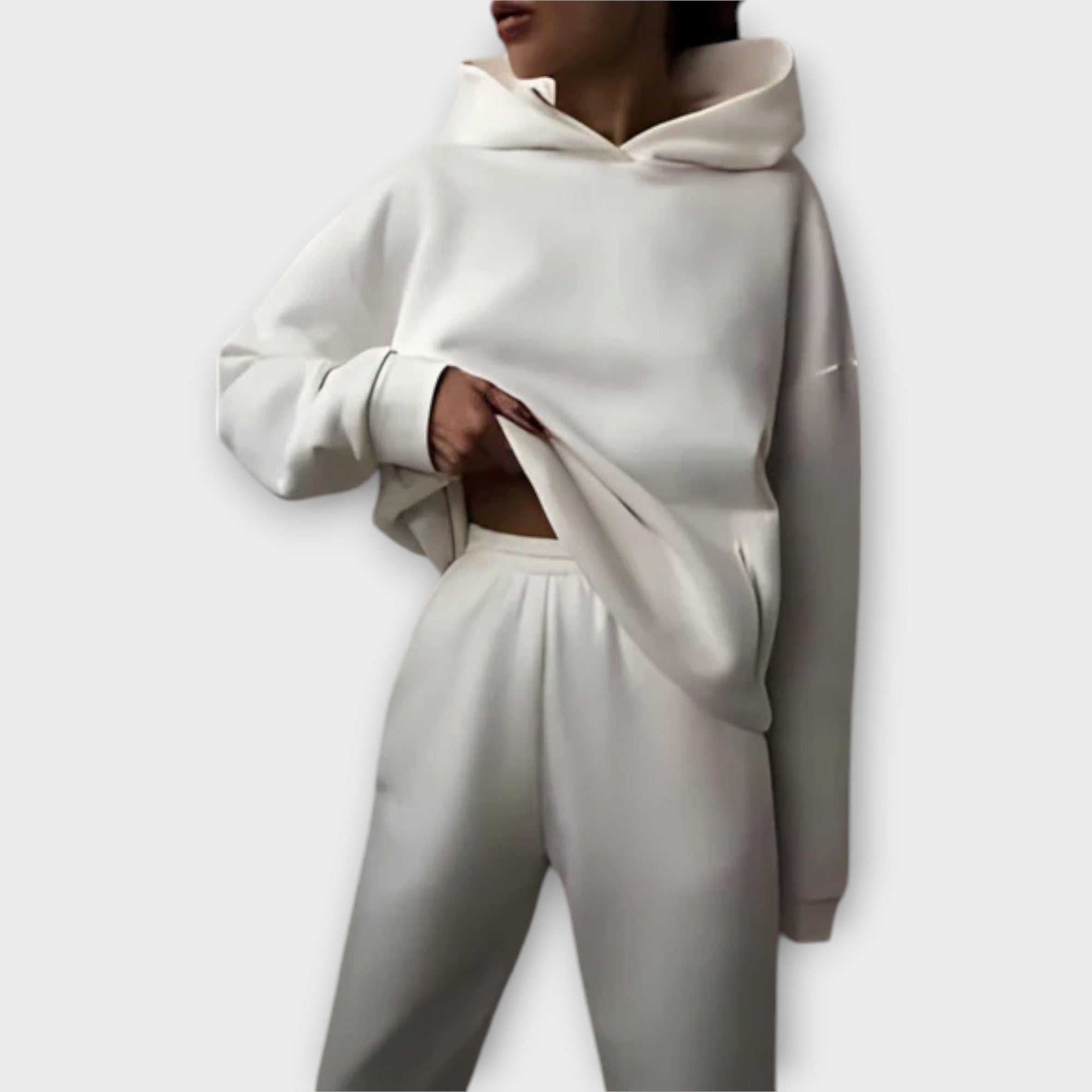 Cristina - Conjunto Deportivo Elegante