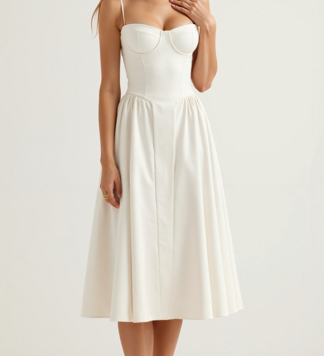 Odette - Vestido Midi Estructurado