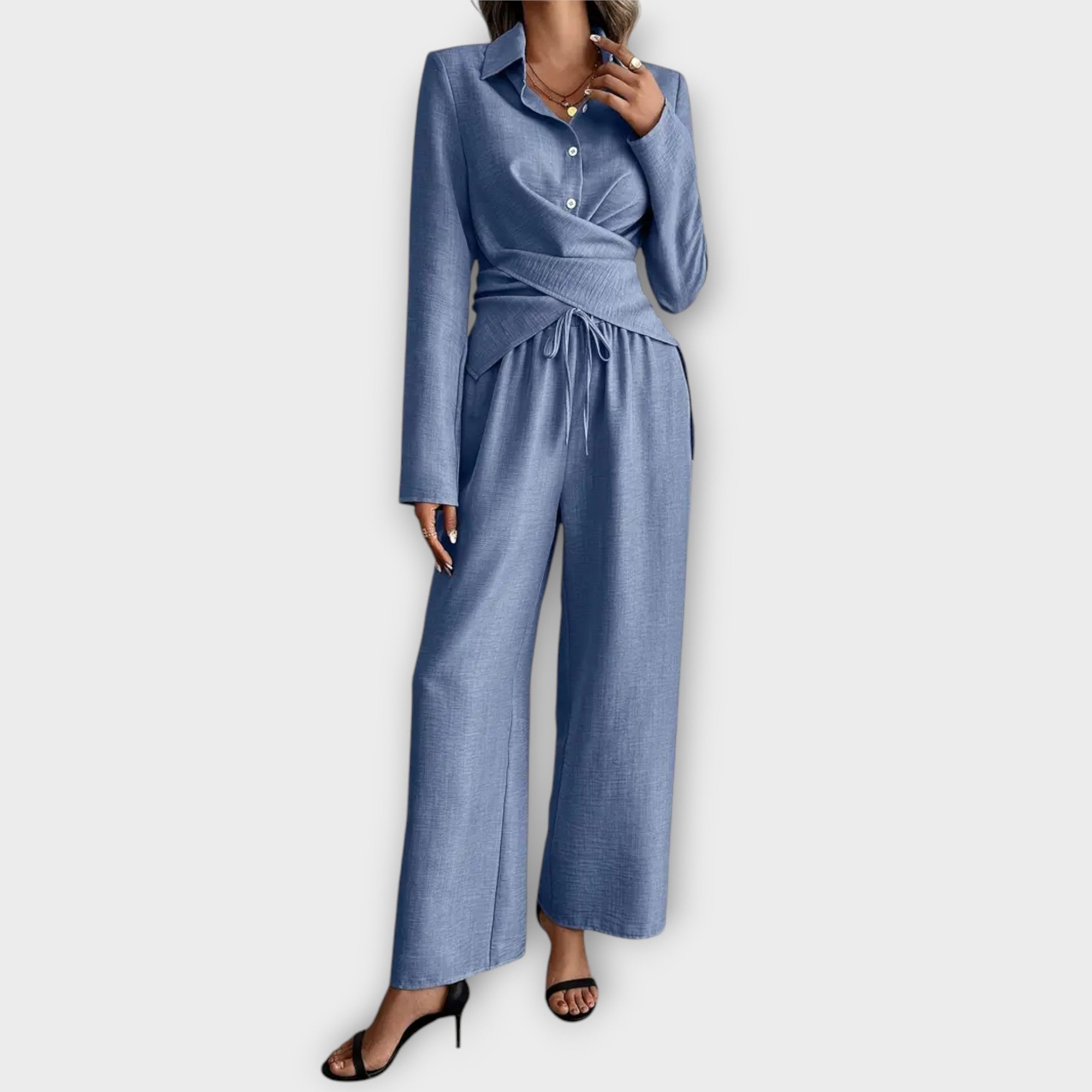 Livia - Conjunto Elegante Moderno